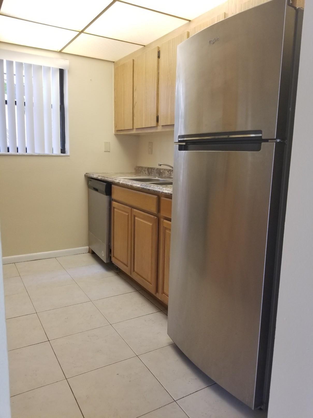 1850 N CONGRESS Avenue # 102 — Photo 3