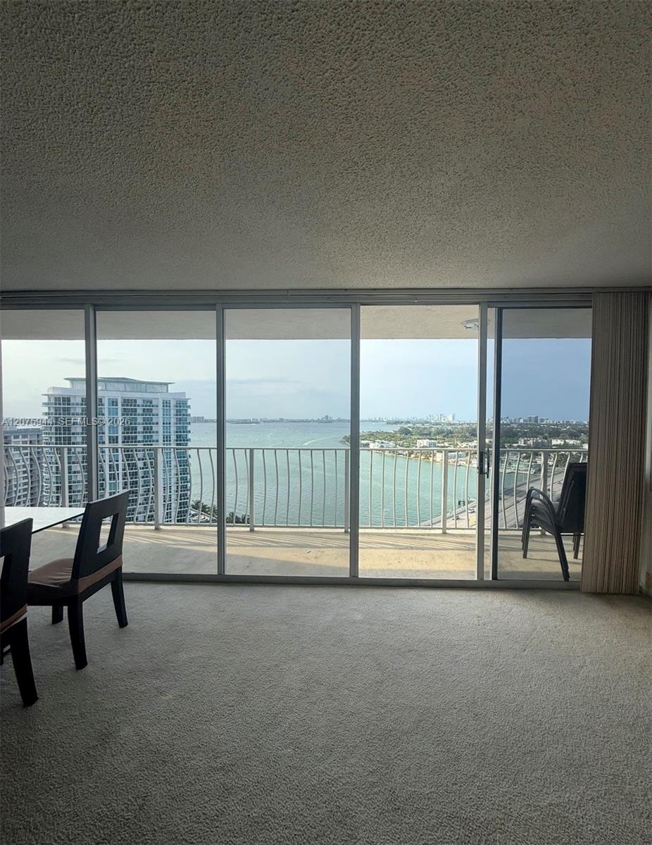 7601 E Treasure Dr # 2115 — Photo 4