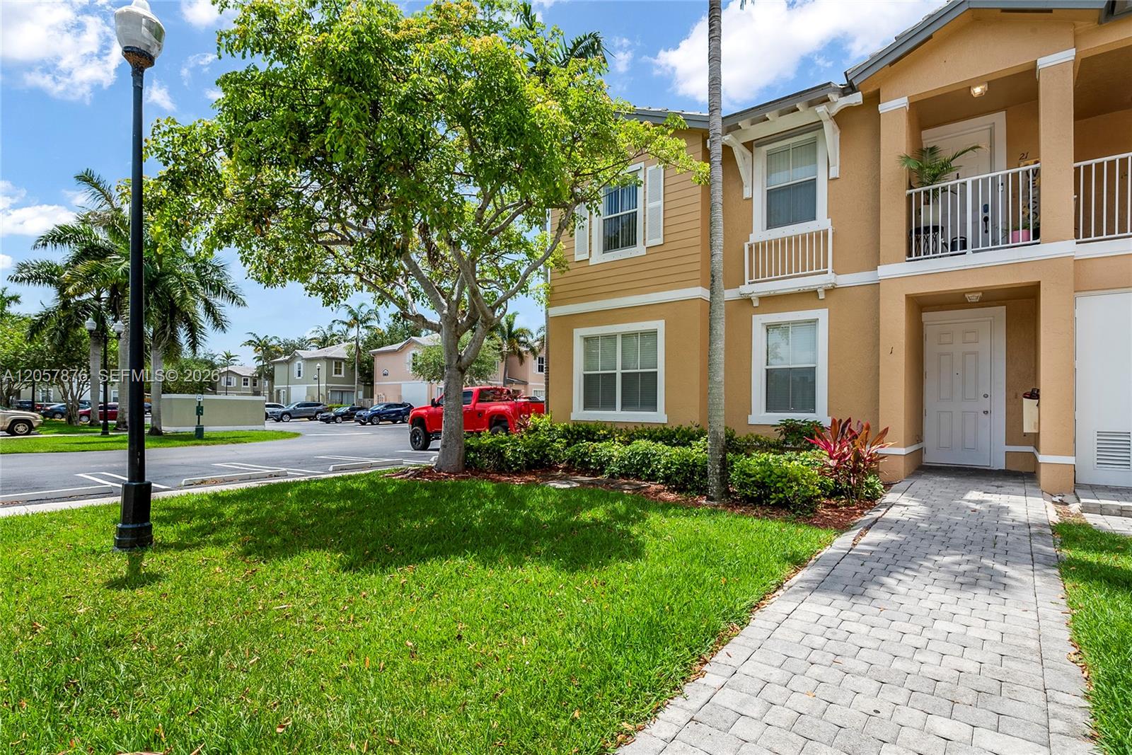230 SE 29th Ave # 1, Homestead FL 33033