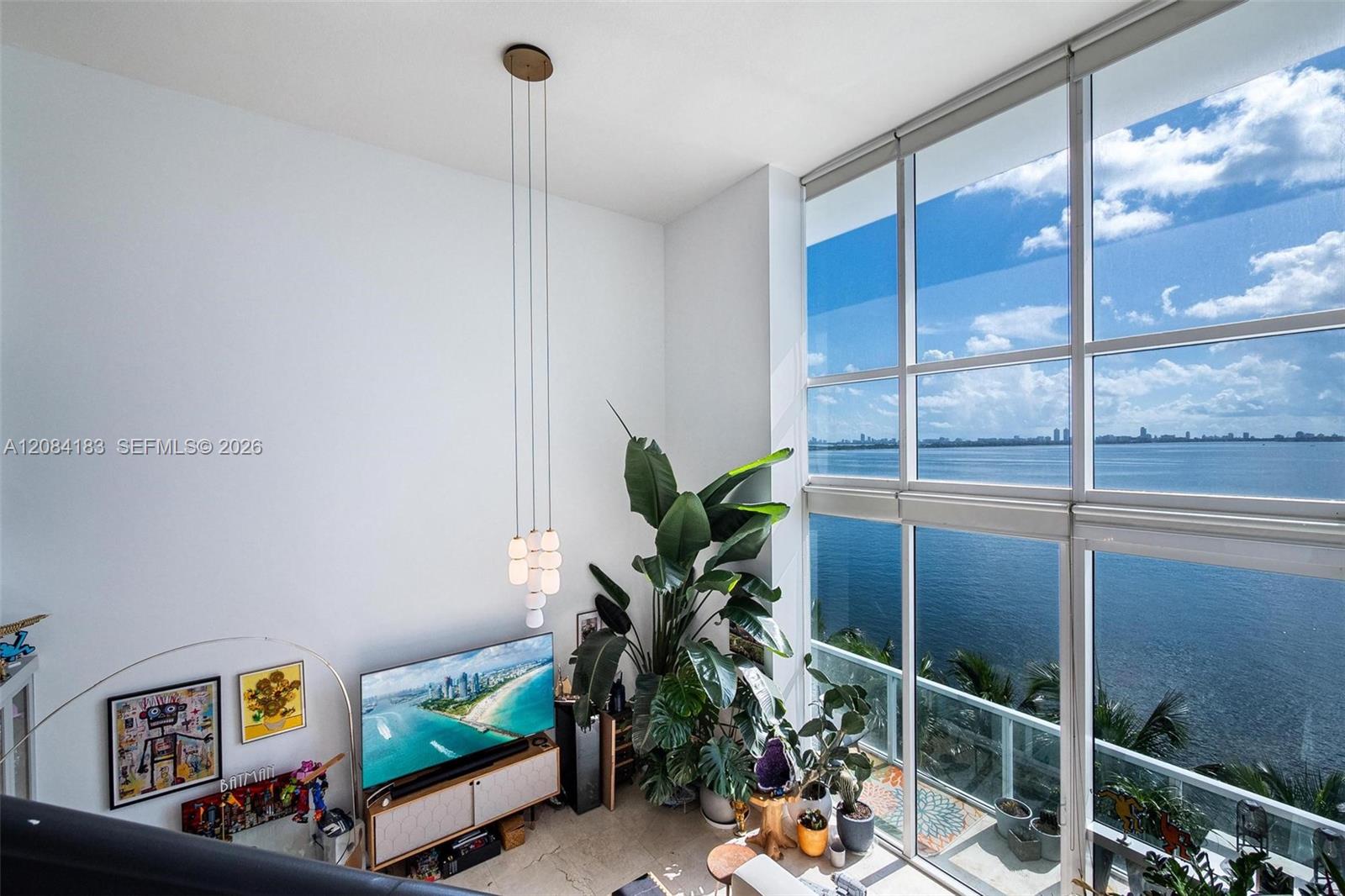 665 NE 25th St # 403 — Photo 4