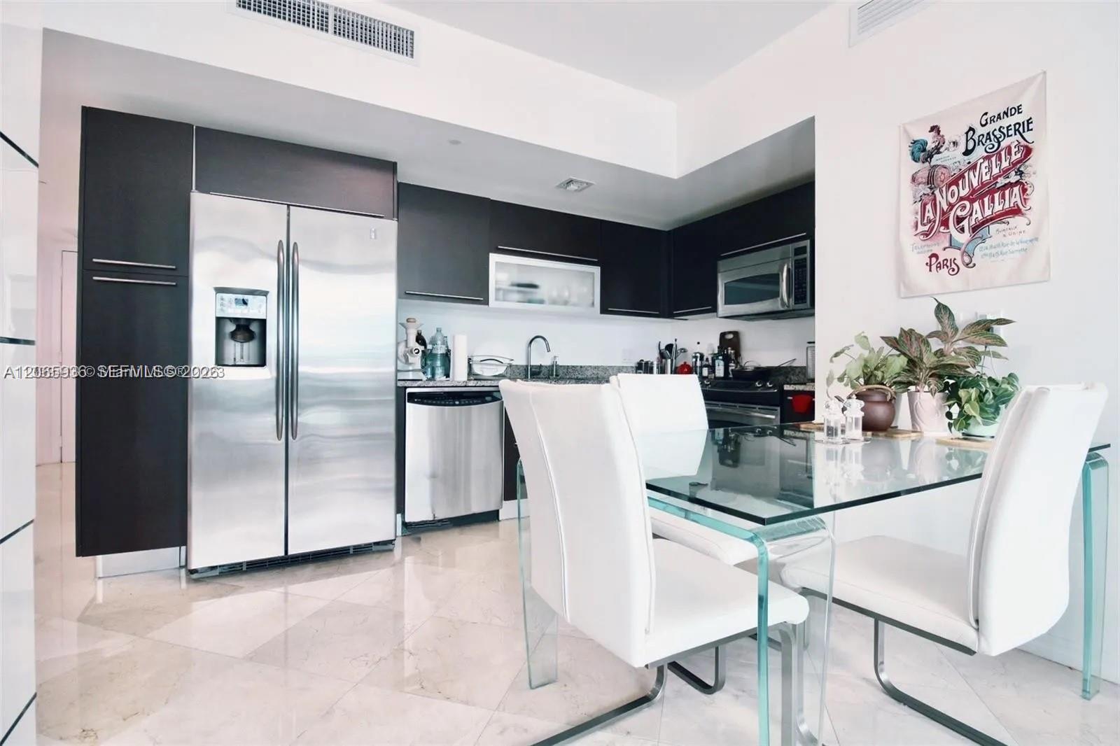950 Brickell Bay Dr # 1807 — Photo 4