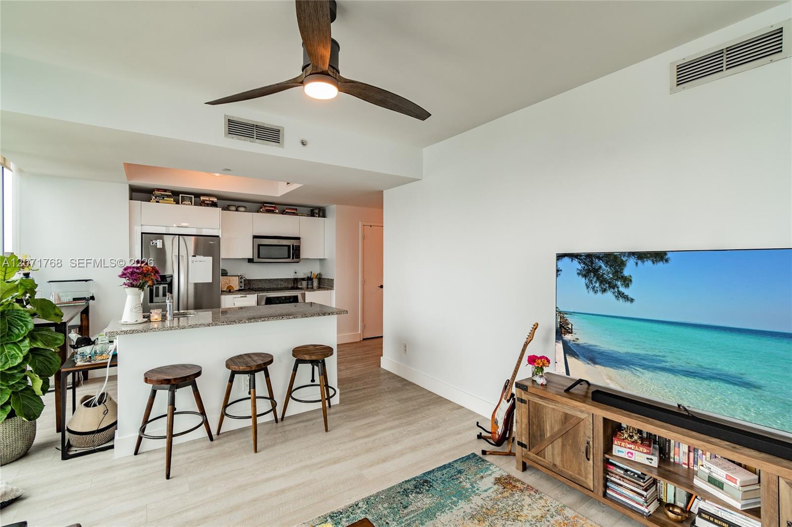 888 Biscayne Blvd # 1601 View 10