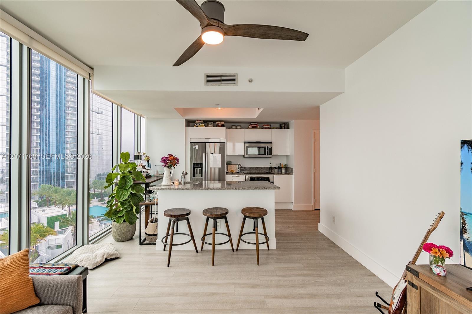 888 Biscayne Blvd # 1601 View 11