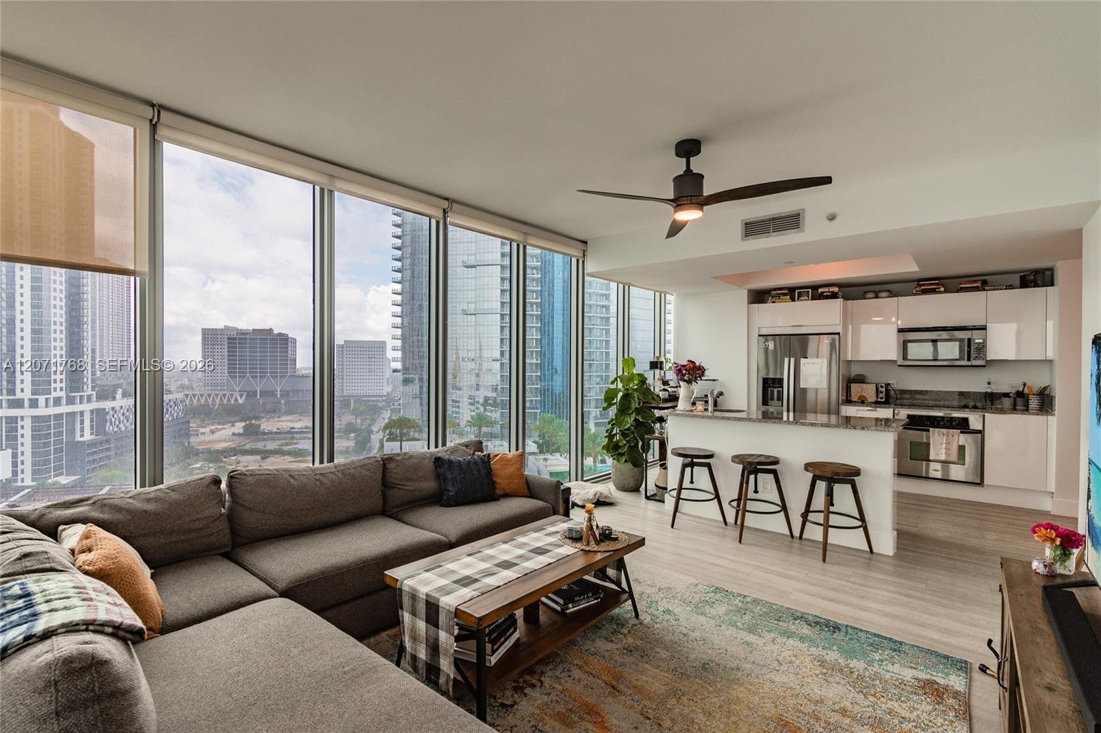 888 Biscayne Blvd # 1601 View 9