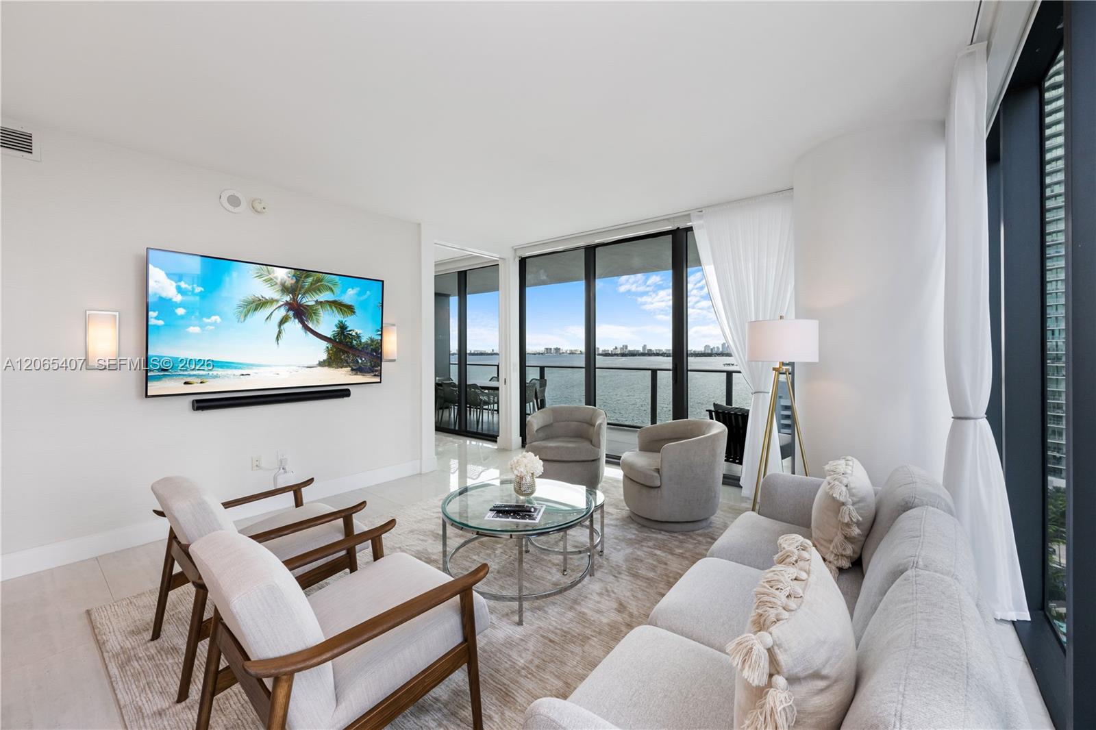 650 NE 32nd St # 1501, Miami FL 33137