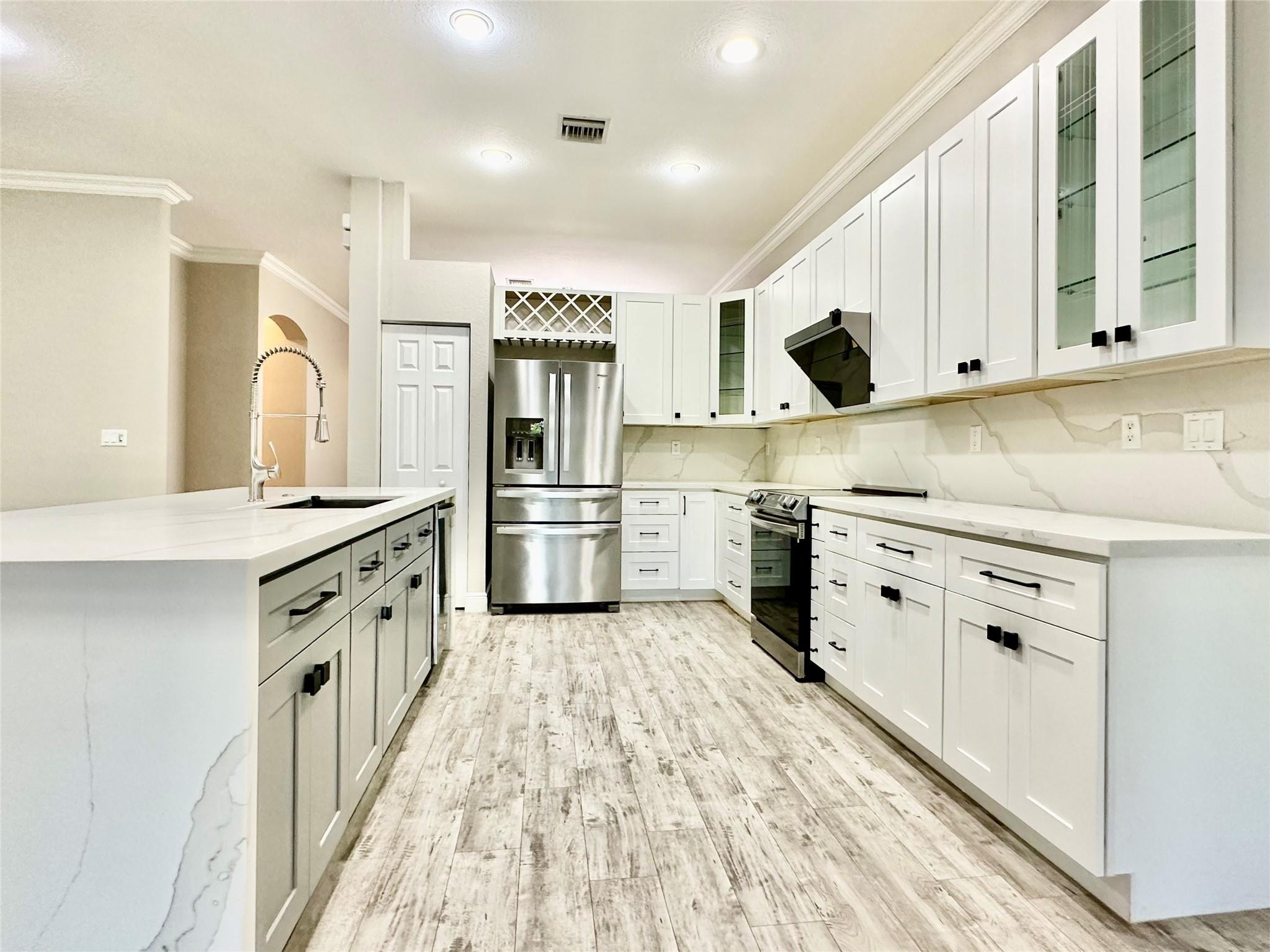 4109 W WHITEWATER Avenue — Photo 5