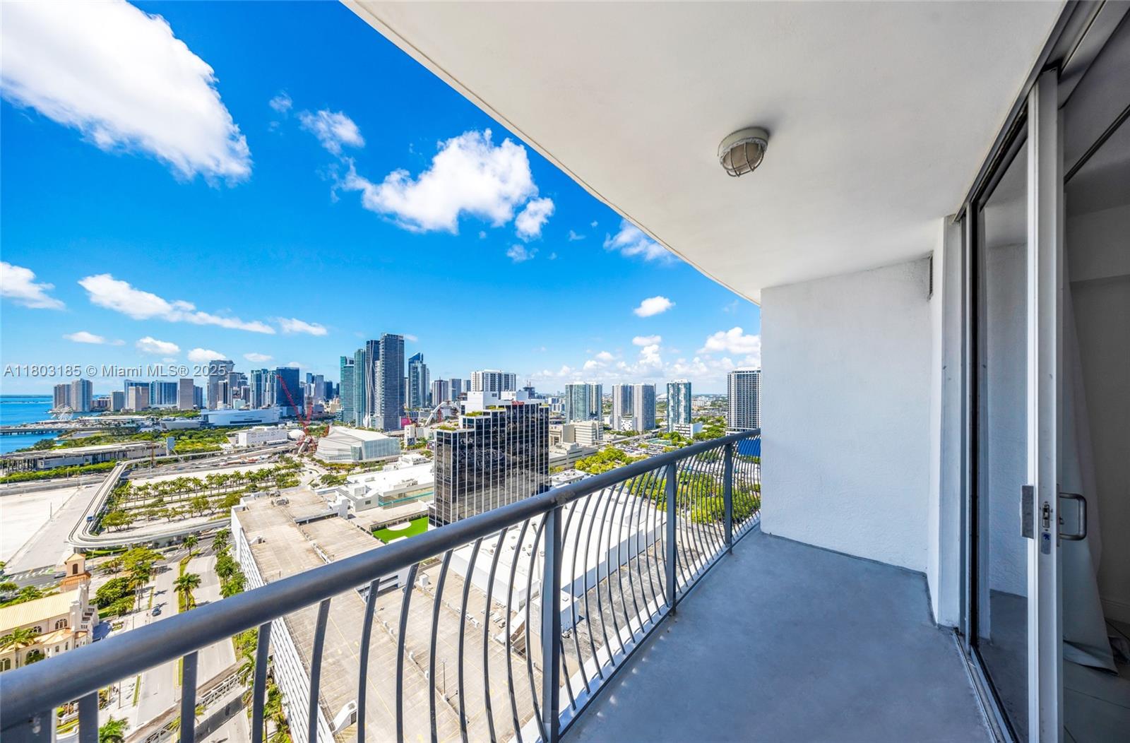 1750 N Bayshore Dr # 3308 — Photo 3