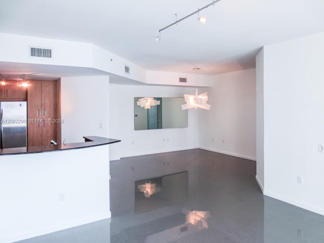 7900 Harbor Island Dr # 606 — Photo 5