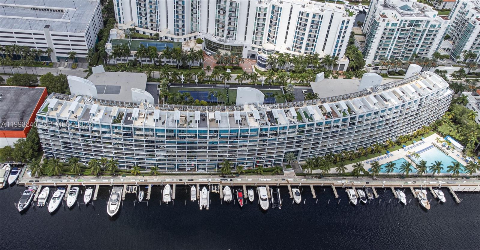 2950 NE 188th St # 139, Aventura FL 33180
