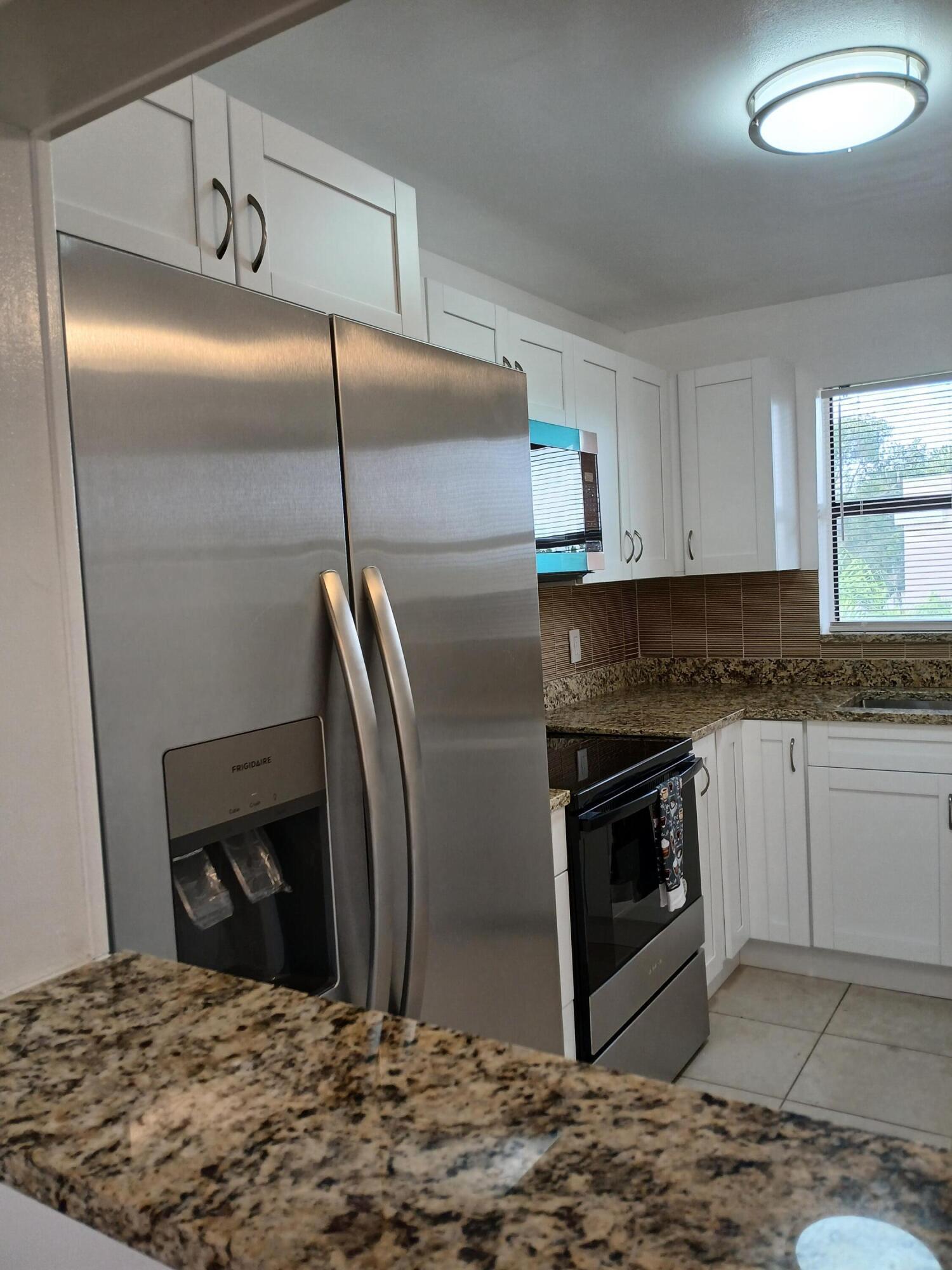 4760 Lucerne Lakes Boulevard W # 405, Lake Worth FL 33467