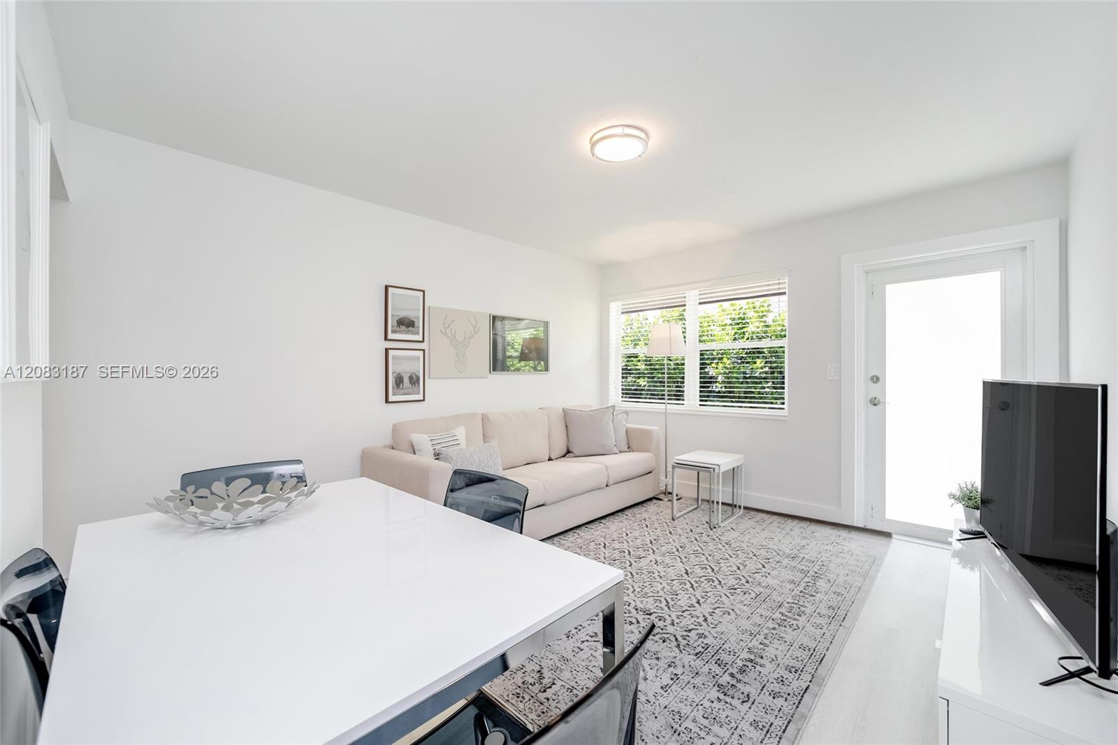 6210 SW 59th Pl # 0 — Photo 3