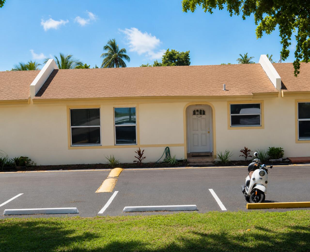 7824 PEMBROKE Road, Miramar FL 33023