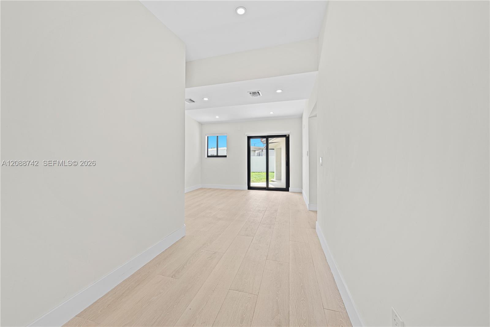 11300 SW 43rd St — Photo 5