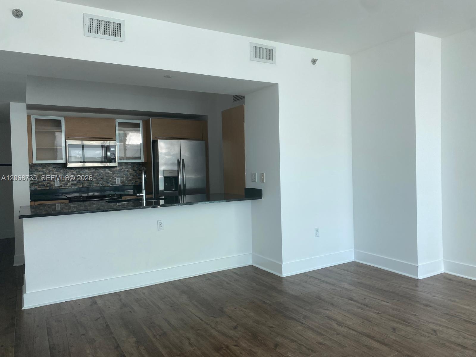 951 Brickell Ave # 1210 — Photo 2