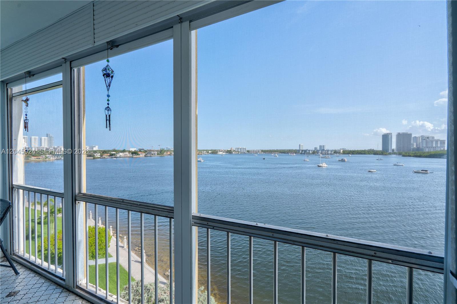 3000 Marcos Dr # P612 — Photo 2