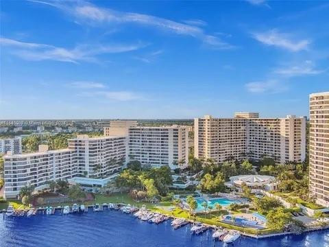 2500 Parkview Drive # 814, Hallandale Beach FL 33009