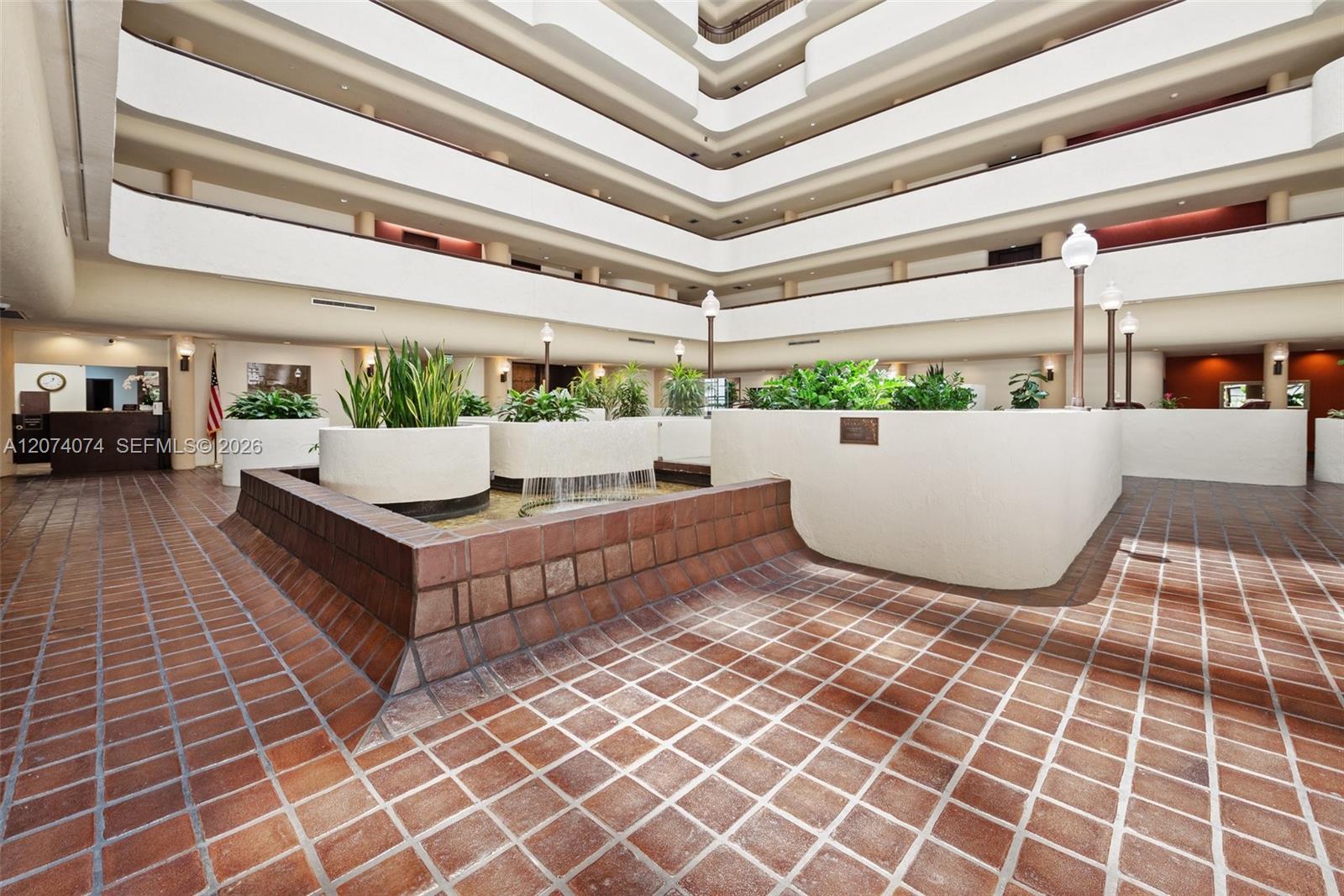 600 Biltmore Way # 1214 — Photo 3