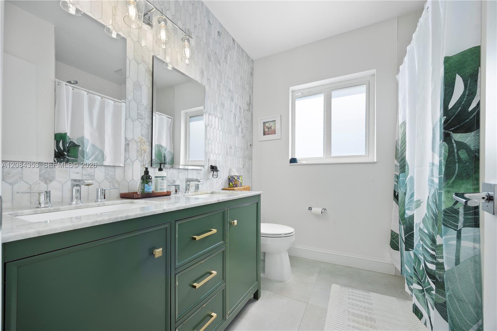 1400 NE Street # 104 — Photo 3