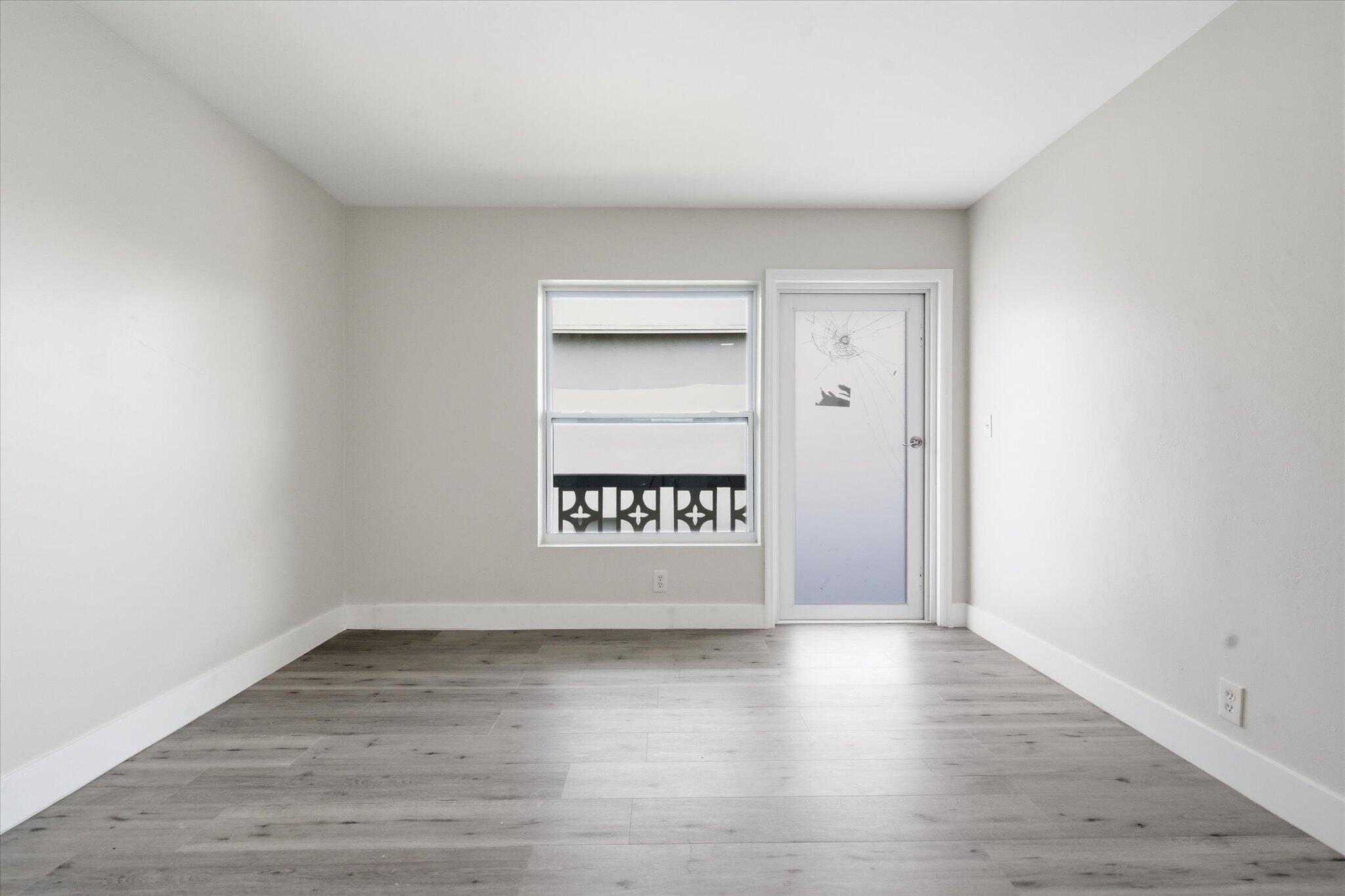 1638 PLUNKETT Street # 11 — Photo 4