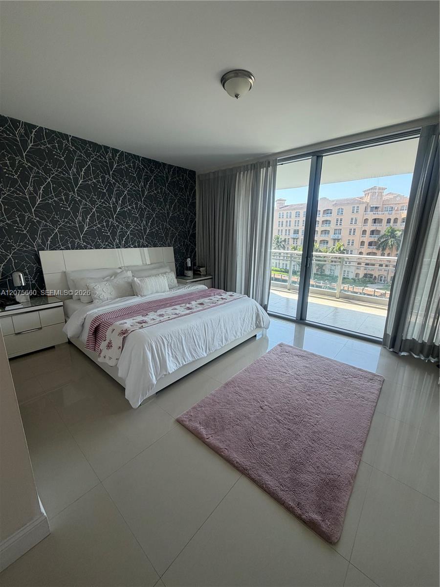 2950 NE 188th St # 325, Aventura FL 33180