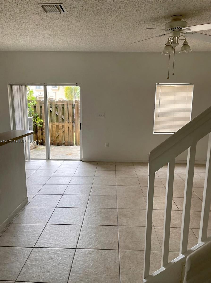 2357 SE 23rd Dr # 2357 — Photo 5