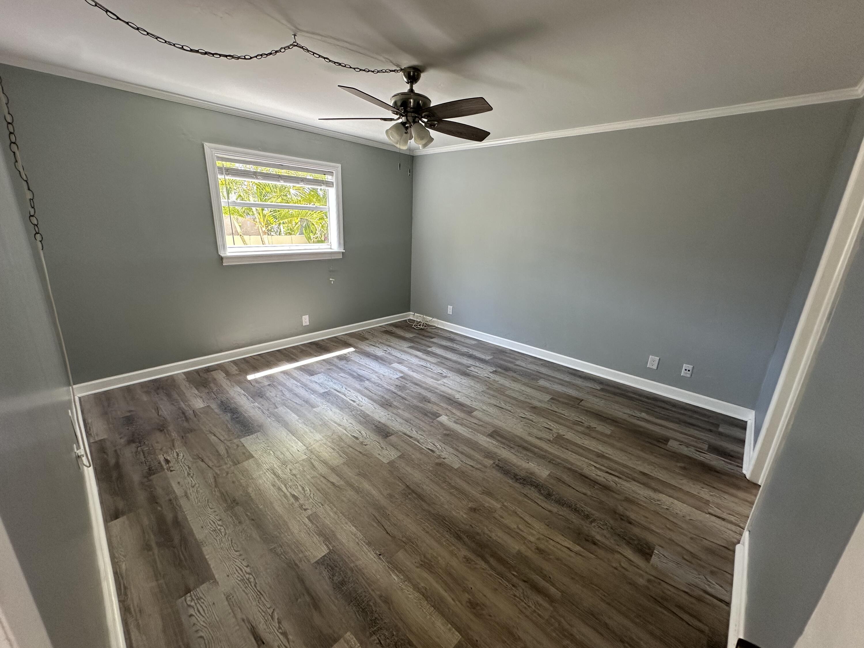 761 HUMMINGBIRD Way # 102 — Photo 4