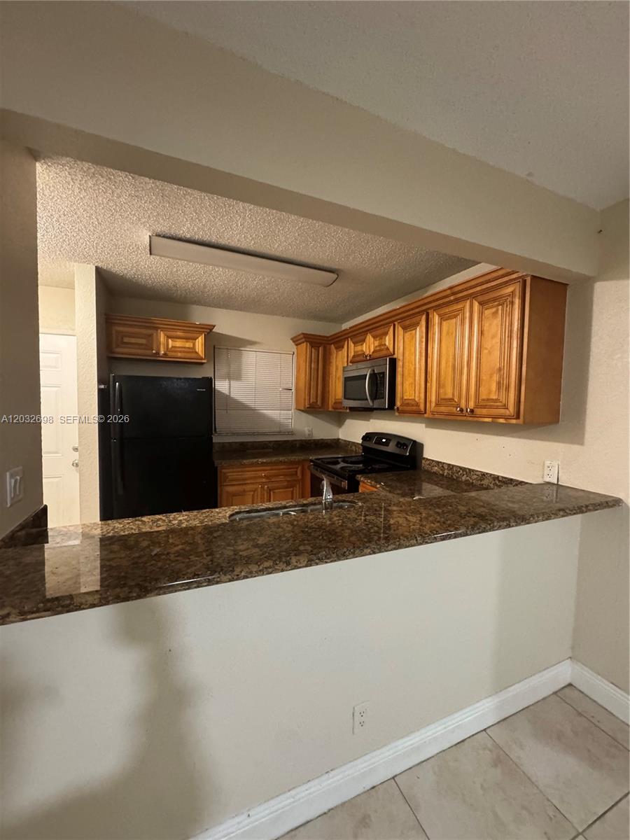 1721 Balfour Point Dr # D — Photo 2