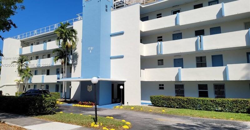 1701 NE 191st St # A106, Miami FL 33179