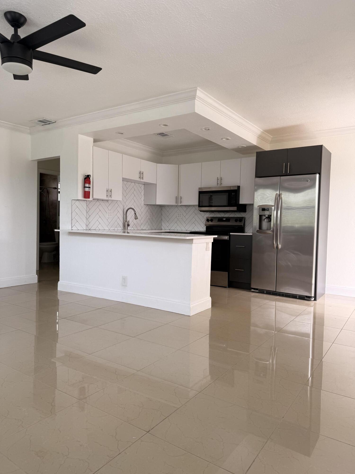 1501 NE 7TH Avenue # 3 — Photo 2