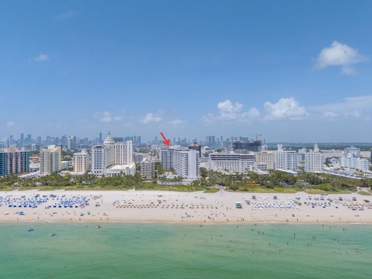100 Lincoln Road # PH14 — Photo 3