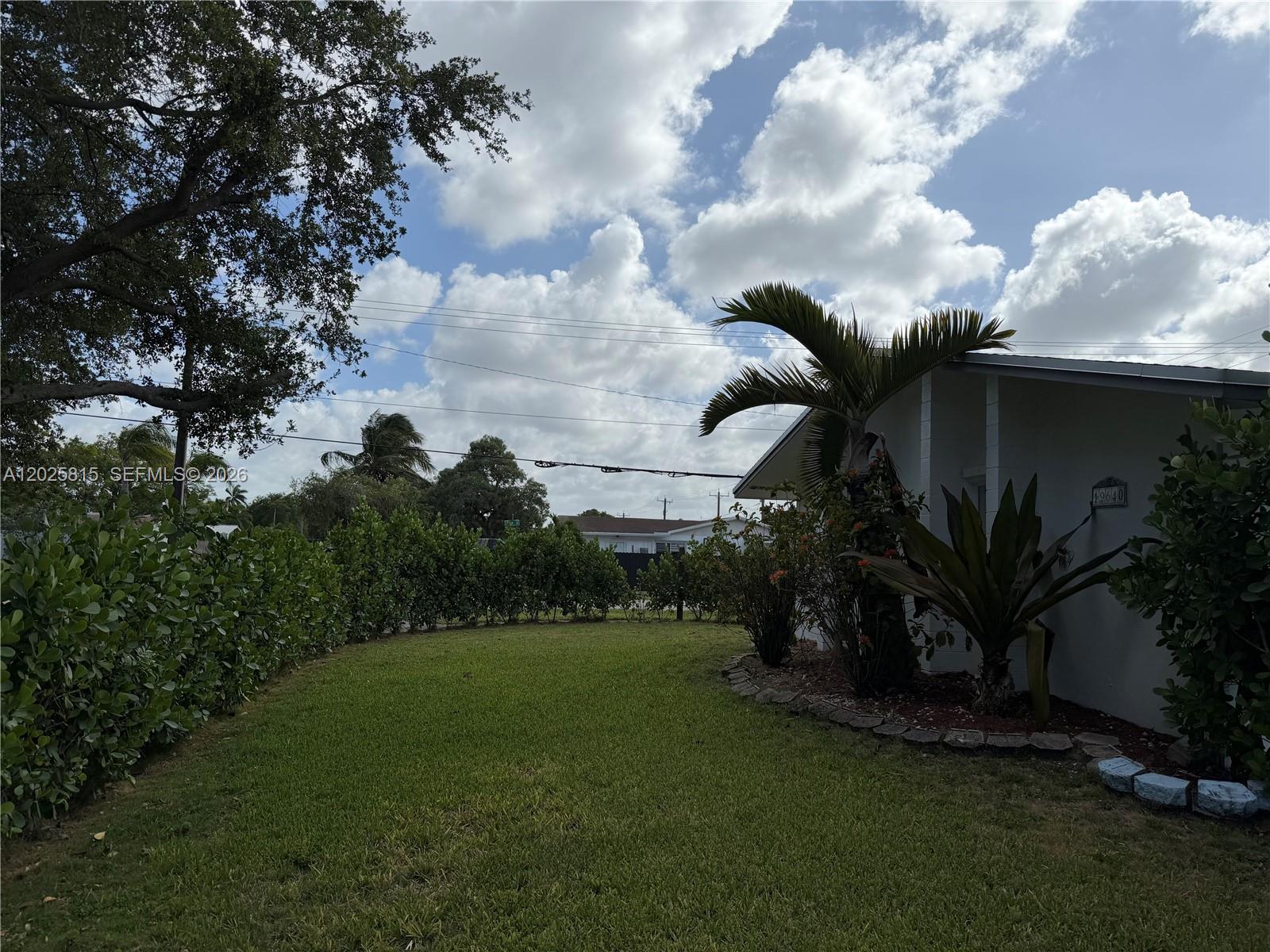19640 Lenaire Dr, Cutler Bay FL 33157