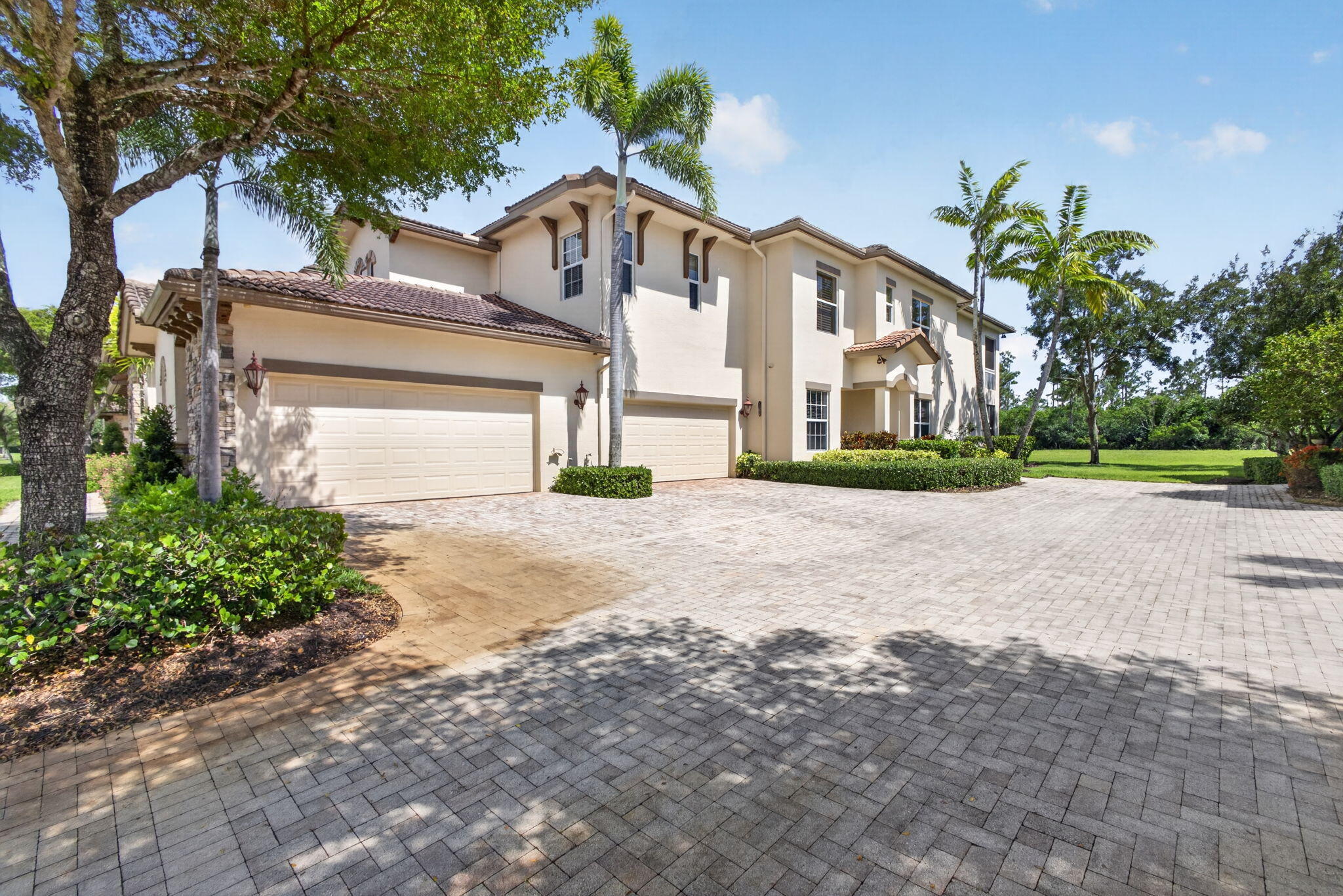 10236 Orchid Reserve Drive — Photo 2