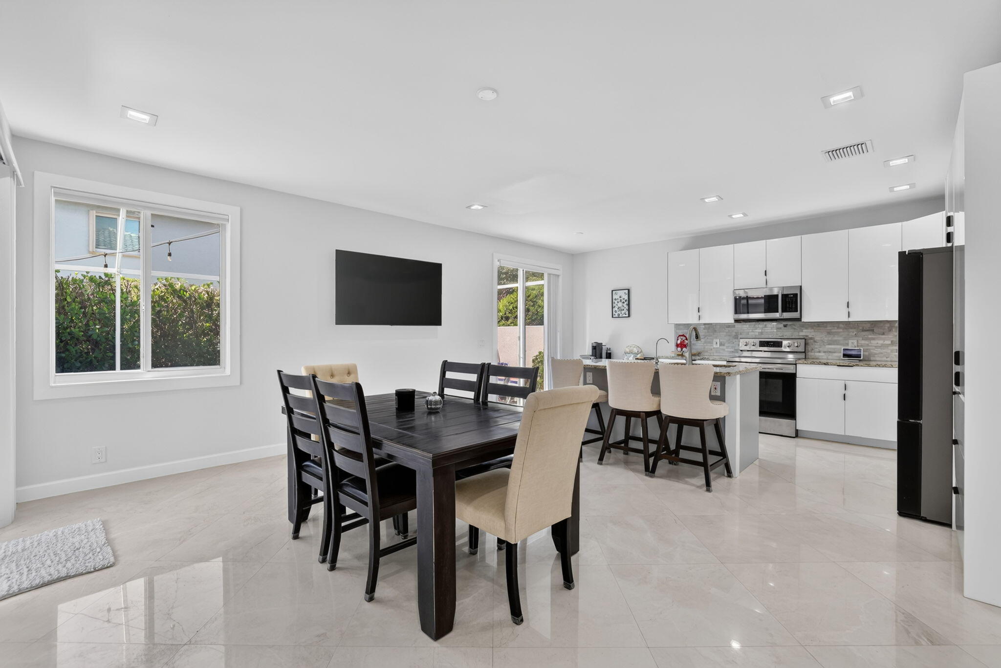 5040 HERON Place — Photo 5