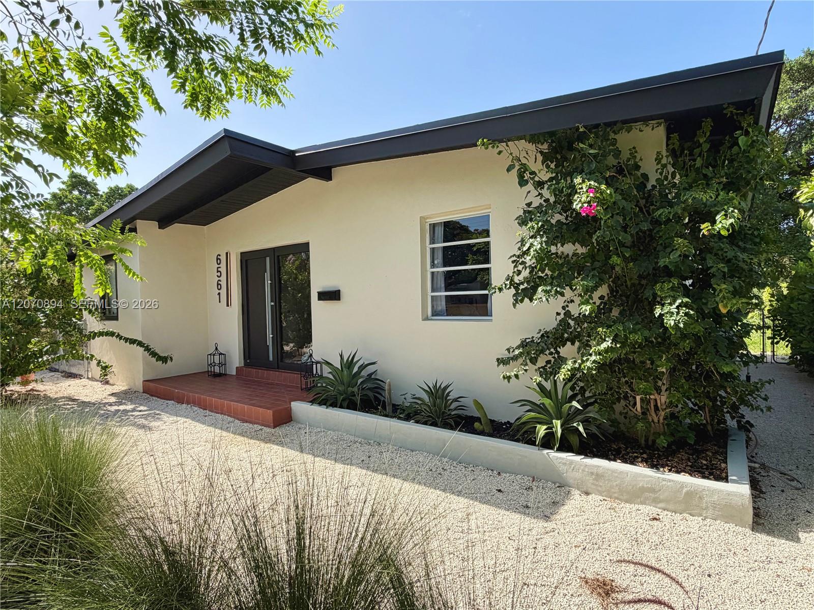 6561 SW 34th St, Miami FL 33155