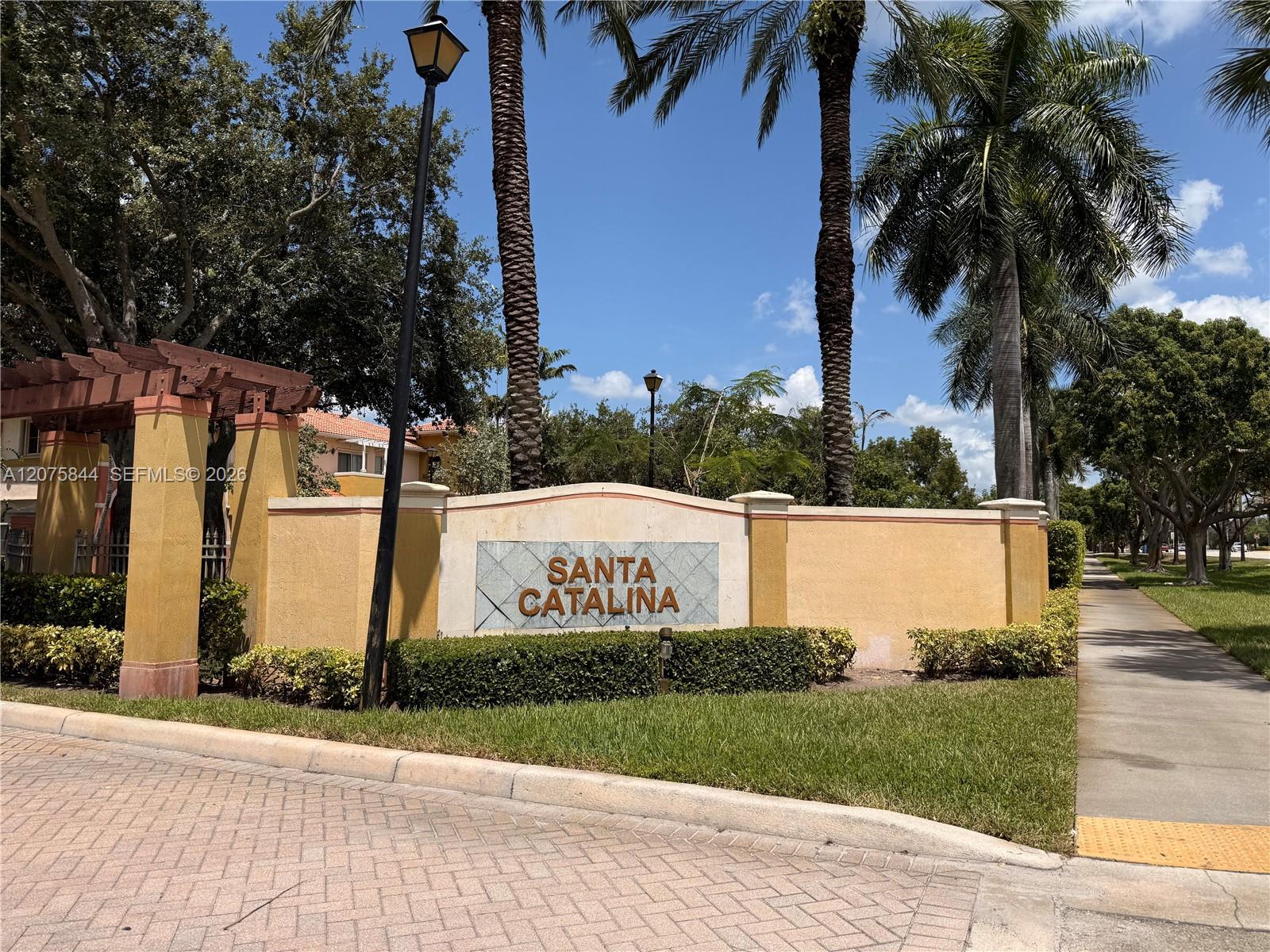 102 S Santa Catalina Cir # 102, North Lauderdale FL 33068