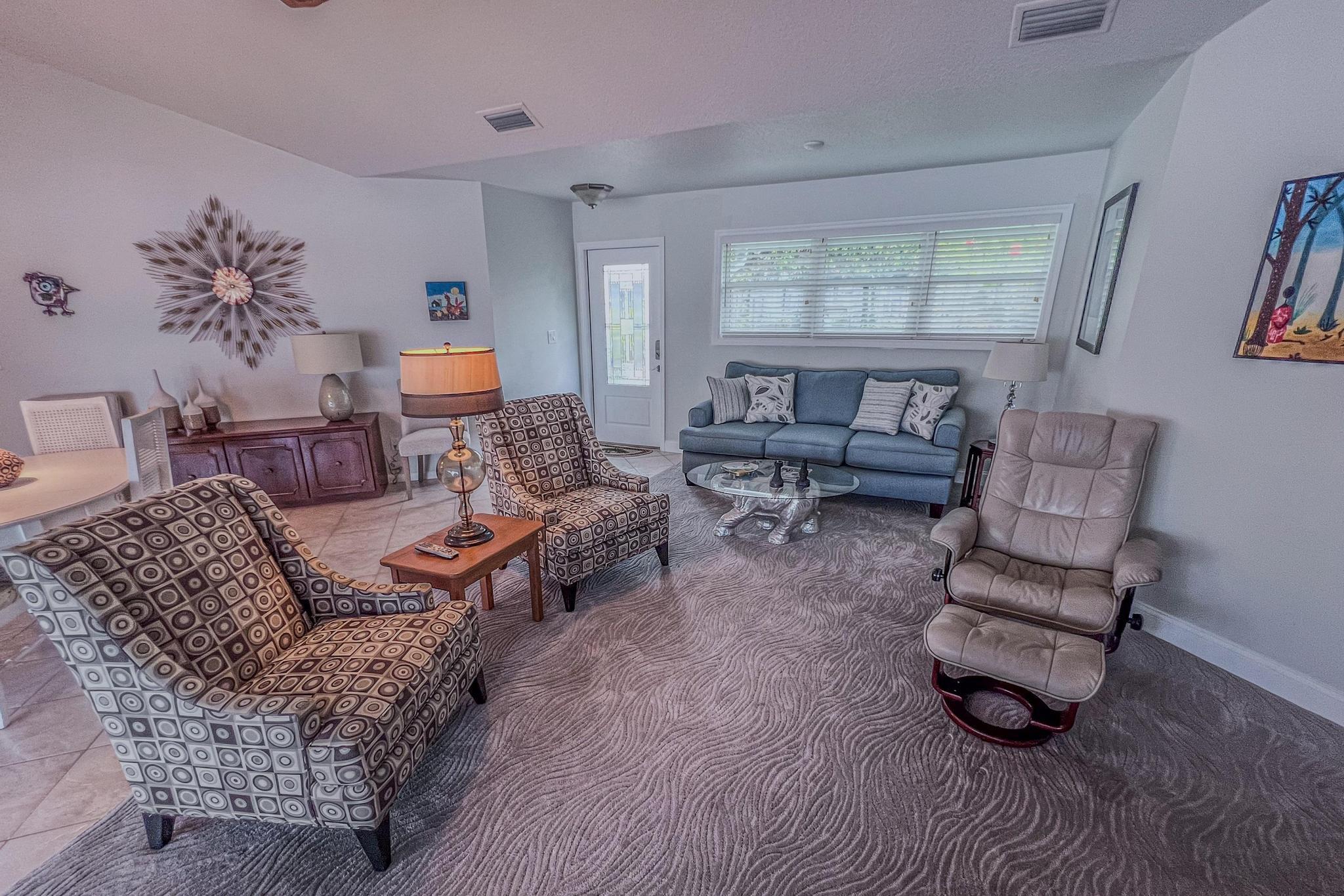 1127 E SEMINOLE Avenue E # 11B — Photo 4