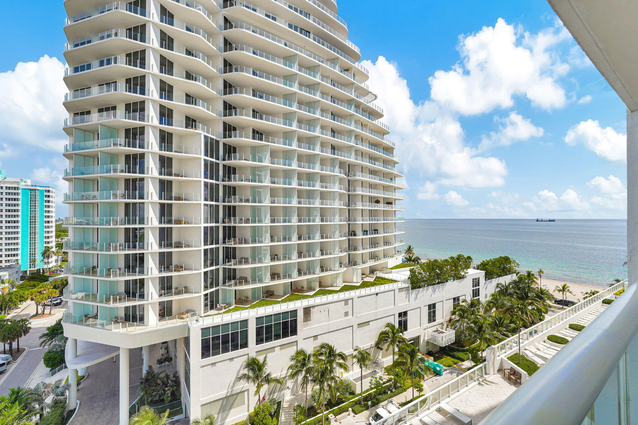 505 N FORT LAUDERDALE BEACH Boulevard # 1004 — Photo 5