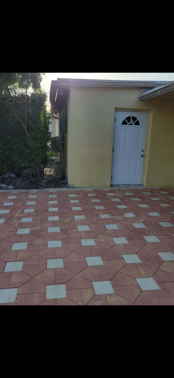 7751 NW 41ST Street # Efficiency, Davie FL 33024