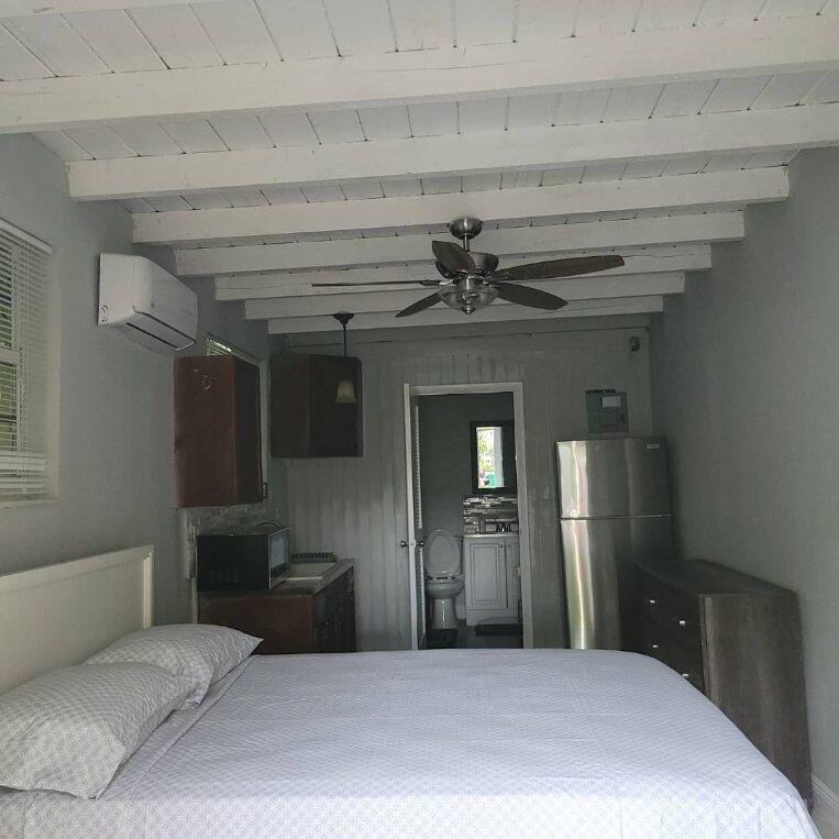 7751 NW 41ST Street # Efficiency — Photo 4