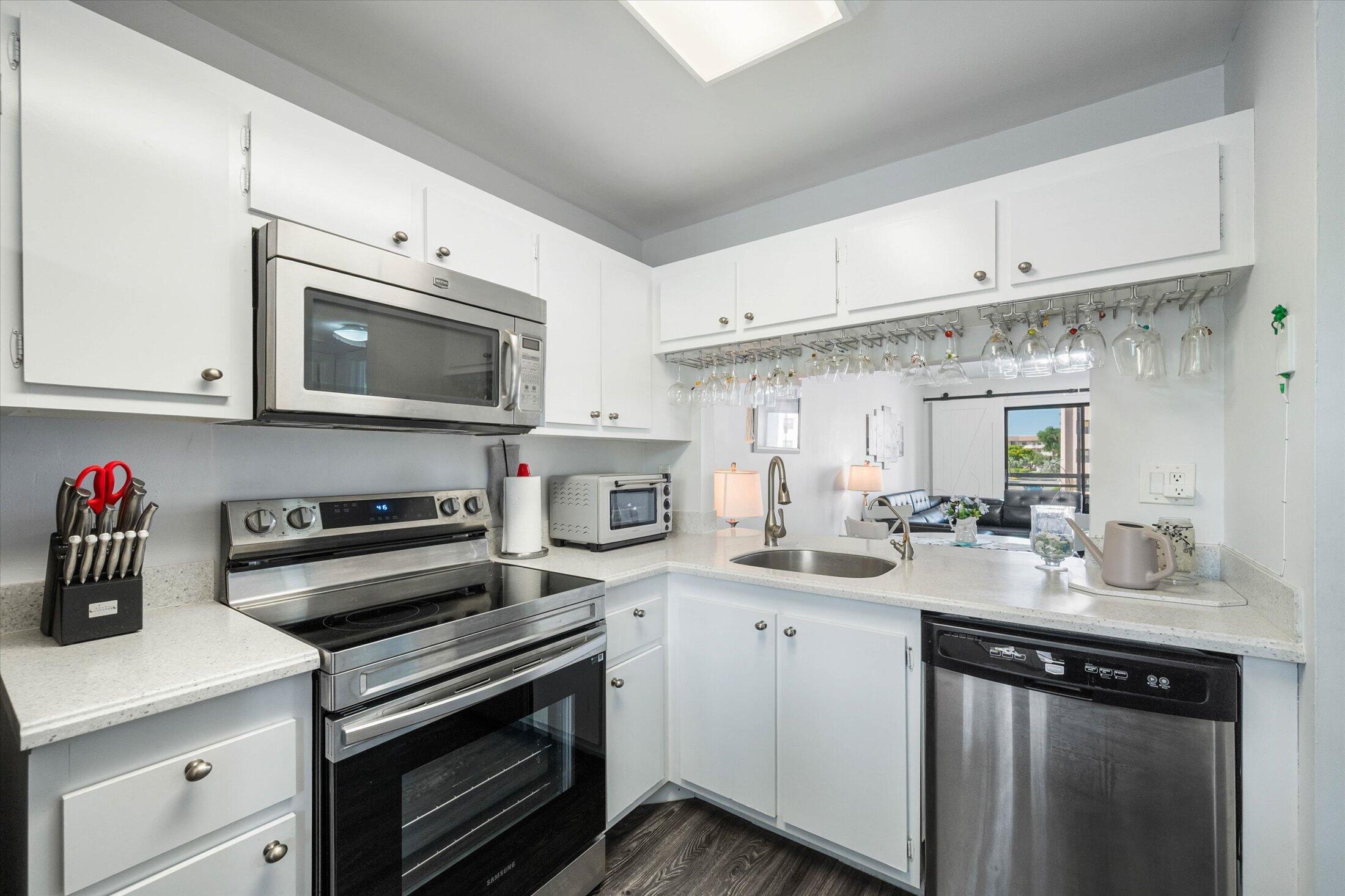 2764 NW 104TH Avenue # 202 — Photo 3