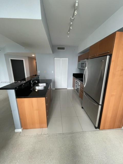 253 NE 2nd St # 1202, Miami FL 33132