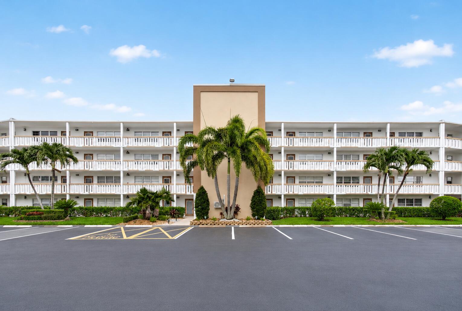 3008 Cornwall A, Boca Raton FL 33434