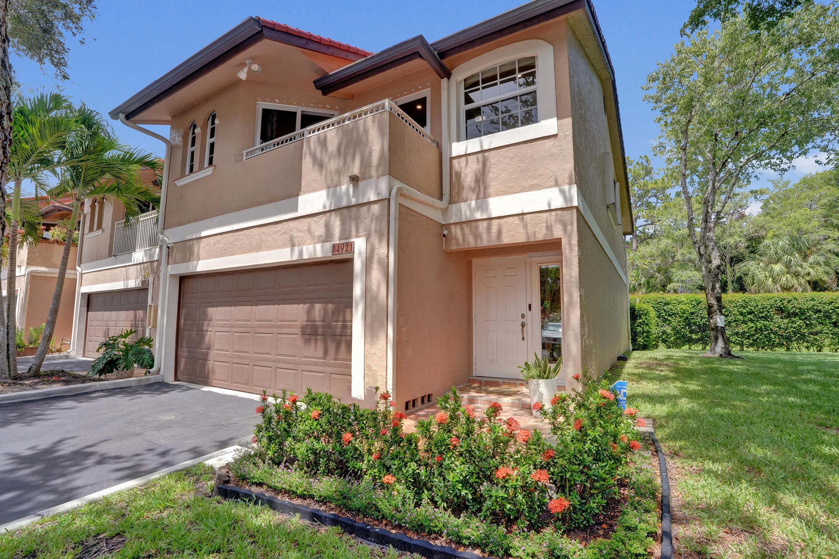 4921 Riverside Drive # 606, Coral Springs FL 33067