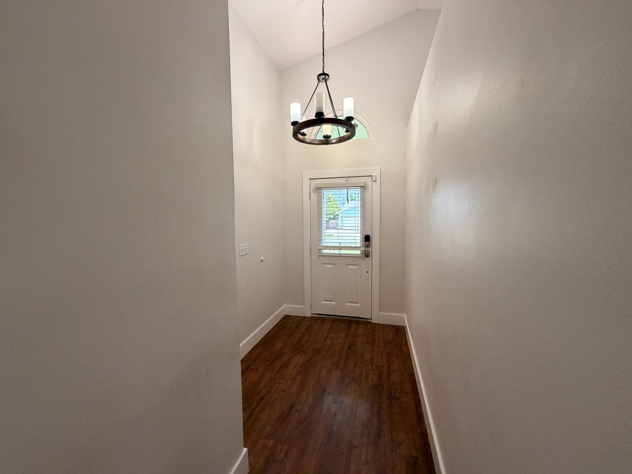 6160 Lucerne Street — Photo 3