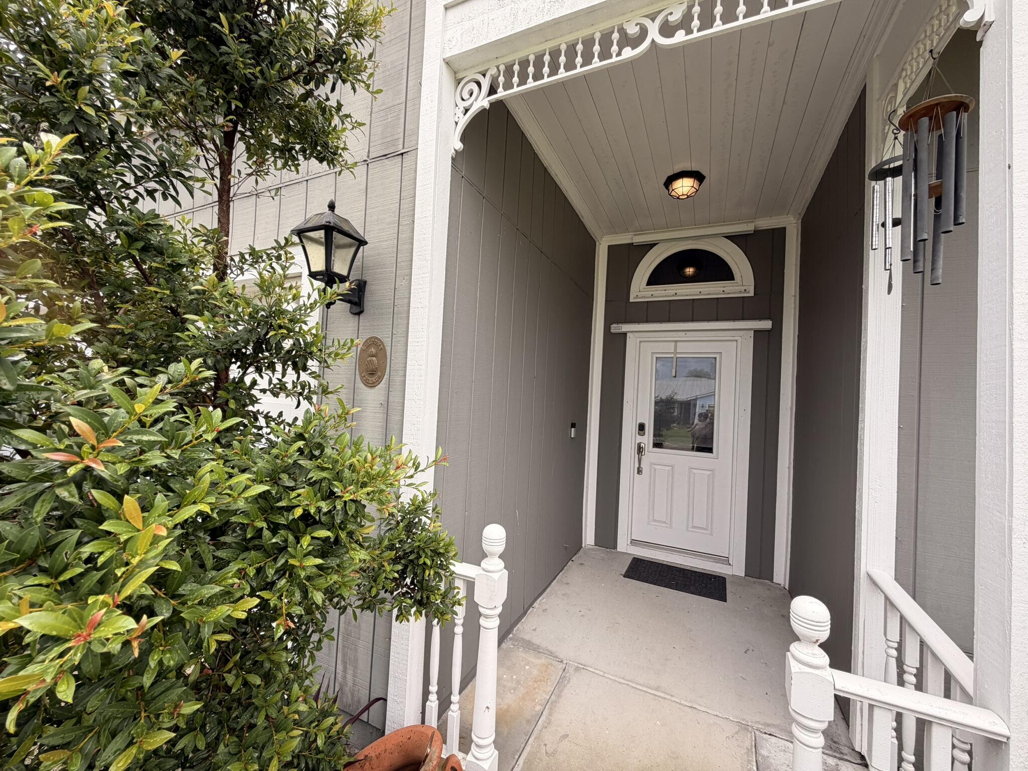 6160 Lucerne Street — Photo 2
