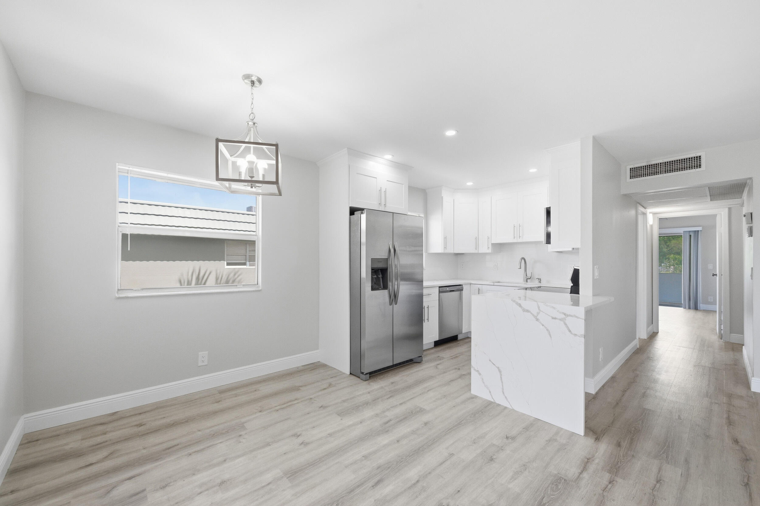 284 Flanders F, Delray Beach FL 33484