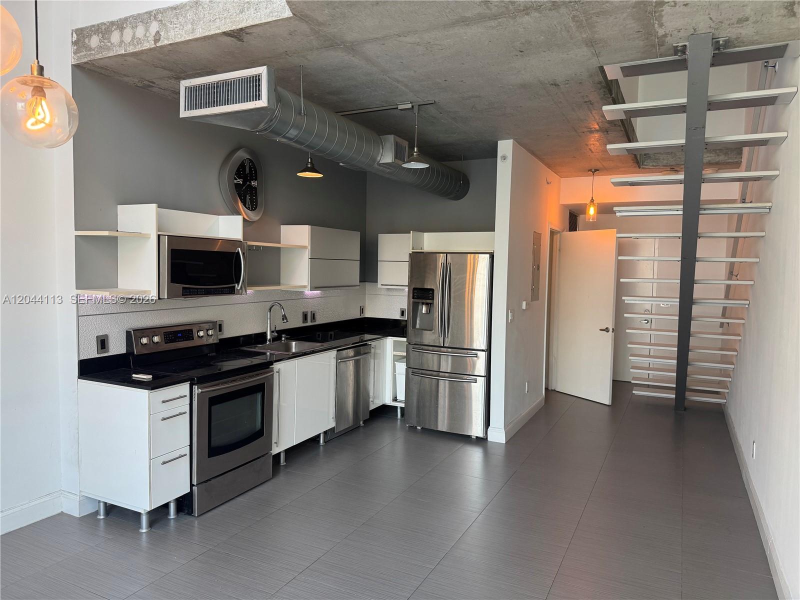 690 SW 1st Ct # 1516 — Photo 3