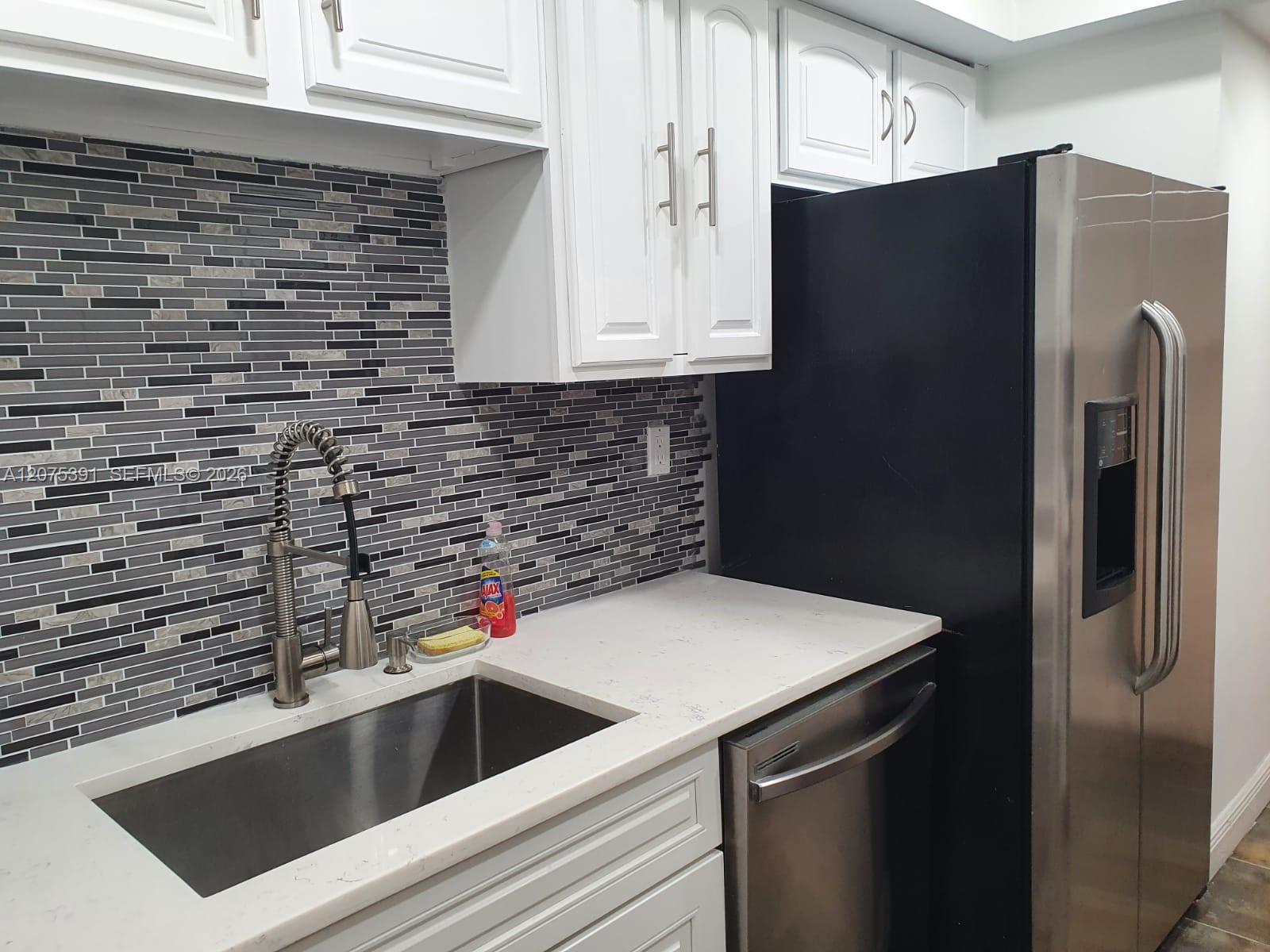 3551 NW 95th Ter # 303 — Photo 2