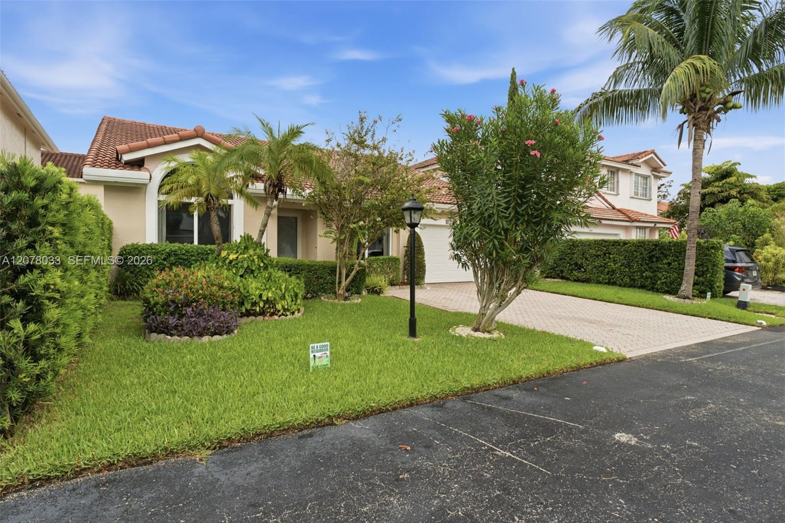 10887 SW 152nd Pl — Photo 4