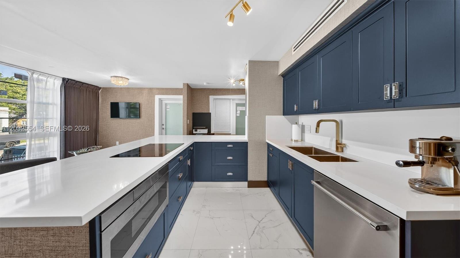 1400 Pennsylvania Ave # 11, Miami Beach FL 33139